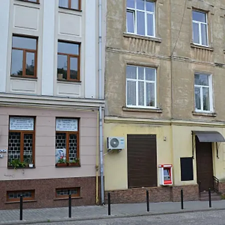 At Teodora Sqr Lägenhet Lviv