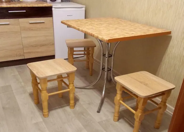 At Teodora Sqr アパート *